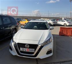 نيسان ألتيما